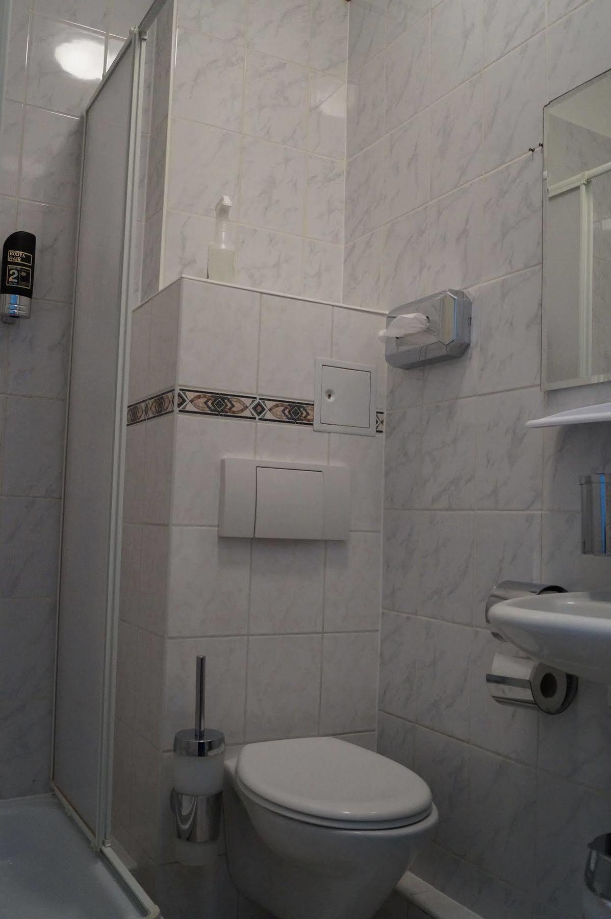 Hostel Anlema Berlin Bagian luar foto